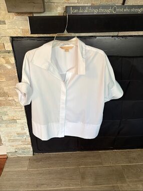 Women's White Cropped Button-Down Shirt with Turn-Up Sleeves